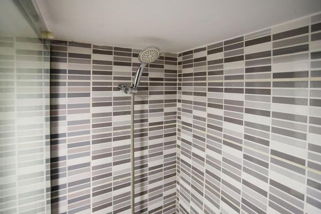 So Simply Ribeira Apartment Porto Luaran gambar