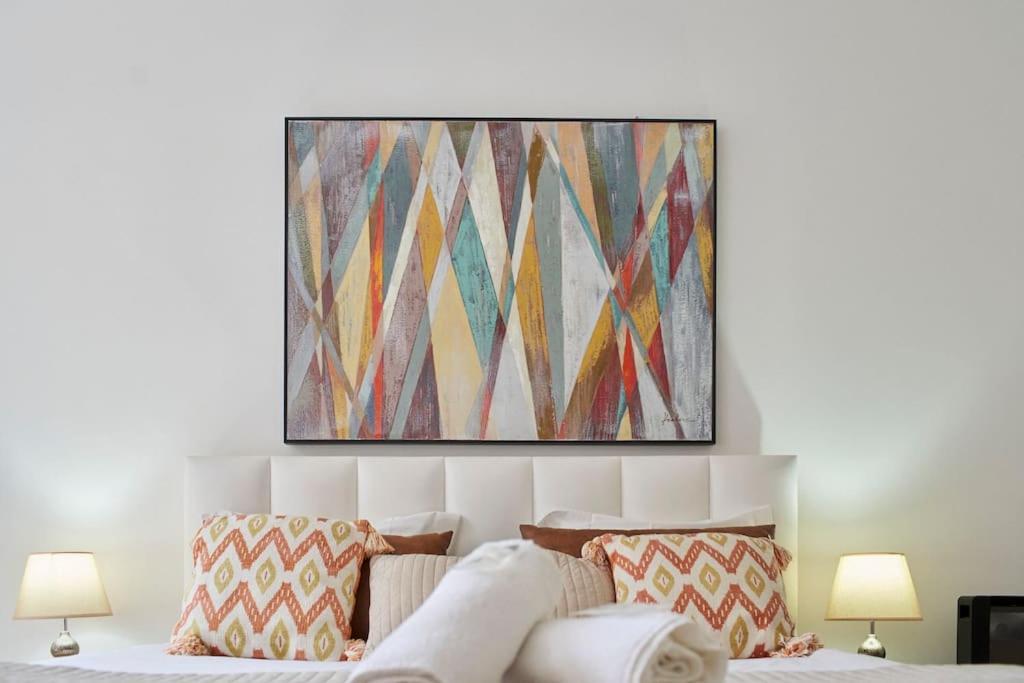 So Simply Ribeira Apartment Porto Luaran gambar
